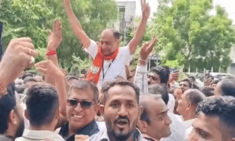 ભરૂચ દૂધધારા ડેરીની ચૂંટણીમાં ભાજપે આપેલા મેન્ડેટના તમામ ઉમેદવારોની જીત