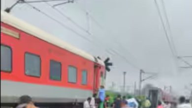 Amritsar Paschim Express Shocking: A major 'derailment' was averted on the Paschim Express, coaches separated at two places in an hour, know the matter?