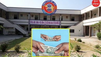 Principal and clerk caught by ACB for accepting bribe of ₹35,000 for appointment of teacher in Detroj