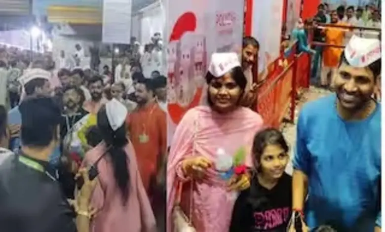 Lalbaughcha Raja 2025: કોણ છે લાલબાગચા રાજાના મુખ દર્શન કરનાર છેલ્લો ભકત?