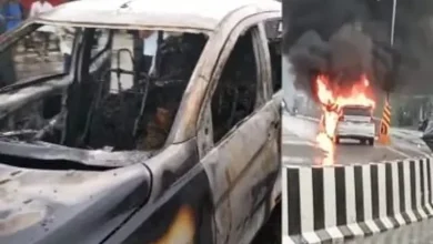 ડ્રાઈવરે જાતે જ પેટ્રોલ છાંટી કારને સળગાવી દીધી! સાચું કારણ જાણી તમે પણ ચોંકી જશો