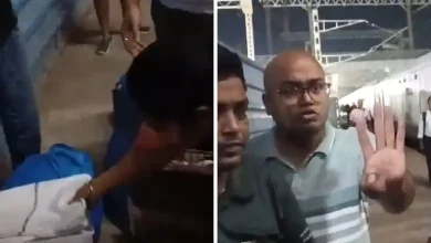 puri delhi purushottam express blanket-sheet theft