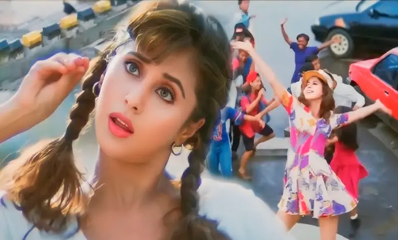 Rangeela's Mili celebrated the film's 30th anniversary in this way, won the hearts of fans by dancing at the age of 51