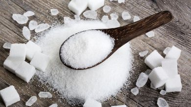 ખાંડમાં મર્યાદિત કામકાજે પીછેહઠ