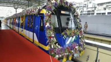 થાણેમાં મેટ્રો-4નો પ્રથમ સફળ ટ્રાયલ રન. ટ્રેન કાસરવડવલી મેટ્રો સ્ટેશન તરફ જતી જોવા મળી રહી છે.