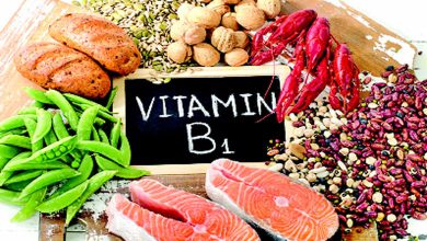 પિસ્તા, બદામ, કાજુ અને વટાણા જેવા વિટામિન B1થી ભરપૂર ખોરાક.