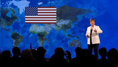 અમેરિકામાં આર્થિક સંકટ ઘેરાયું, શટડાઉન લાંબુ ચાલે તેવી શકયતા