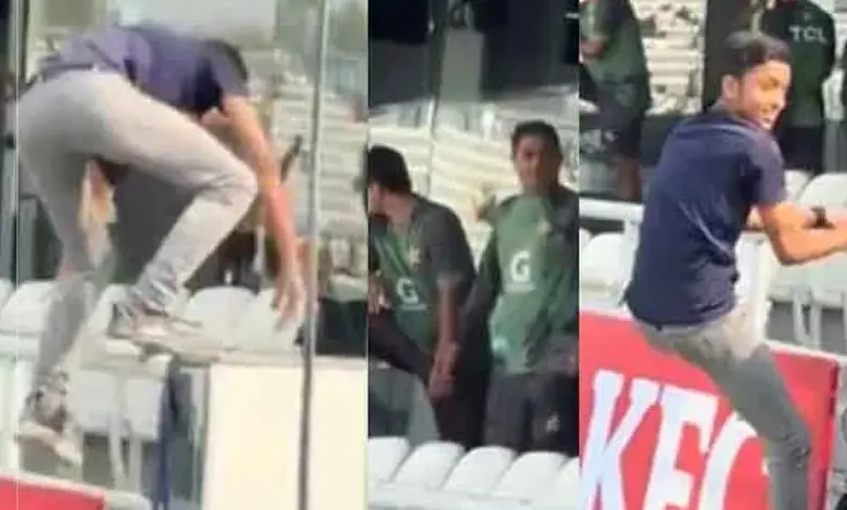 Babar Azam fan dressing room