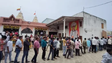 ભાવનગર જલારામ મંદિર ખાતે 226મી જલારામ જયંતિની ઉજવણીમાં મહાપ્રસાદ અને દર્શન કરતા ભક્તોની ભીડ