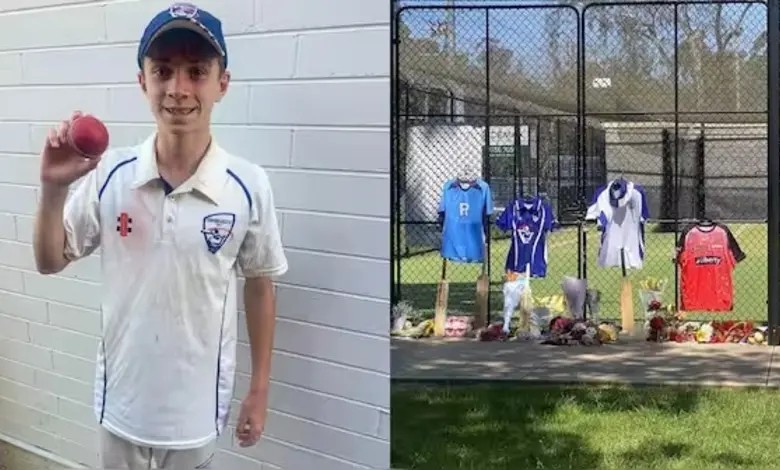 ડી. વાય. પાટીલ સ્ટેડિયમમાં ભારત અને ઓસ્ટ્રેલિયાની મહિલા ક્રિકેટરો હાથ પર કાળી પટ્ટી પહેરીને રમે છે, જે 17 વર્ષીય ક્રિકેટર બેન ઓસ્ટિનના નિધન પર શોક વ્યક્ત કરે છે.