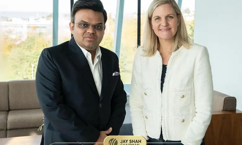 આઇસીસી ચૅરમૅન જય શાહ અને આઇઓસી પ્રમુખ કિર્સ્ટી કૉવેન્ટ્રી 2028 ઑલિમ્પિક્સમાં ક્રિકેટના કમબૅક વિશે ચર્ચા કરી રહ્યા છે.