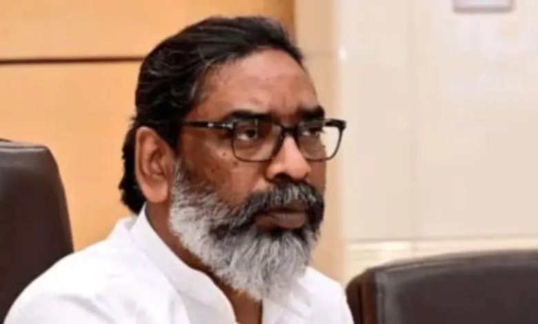 બિહાર વિધાનસભા ચૂંટણીને હવે ગણતરીના દિવસો બાકી છે. જેના પગલે મોટાભાગના રાજકીય પક્ષો ઉમેદવારોના નામની જાહેરાત કરી રહ્યા છે.