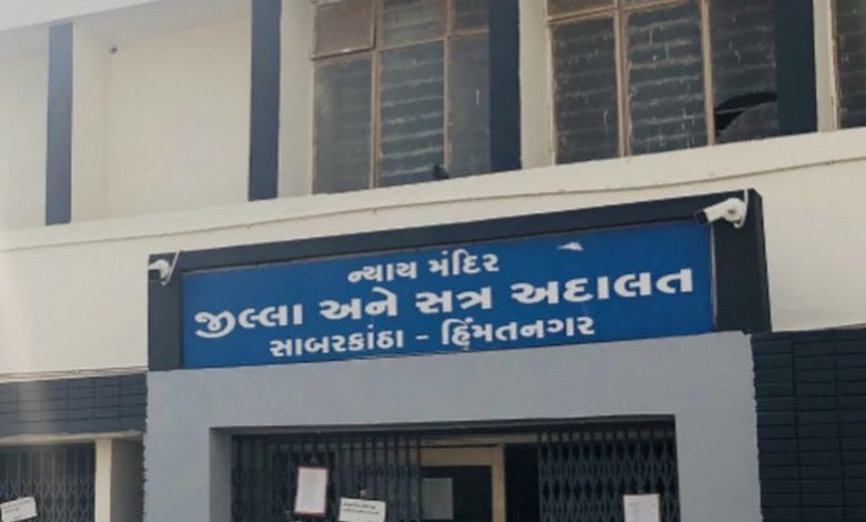 Forgetting 10 years of pain, Dhanteras celebrates Diwali: 'Homecoming' of the affected family in Sherdi Timba village of Himmatnagar