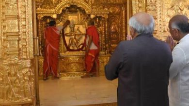 A temple in Gujarat where devotees have to consume prasad in the temple itself! CM Bhupendra Patel visited
