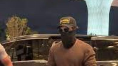 Abhishek Bachchan receives his first Filmfare award