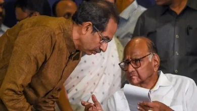 મહારાષ્ટ્રમાં શરદ પવાર, ઉદ્ધવ ઠાકરે અને રાજ ઠાકરે ચૂંટણી અધિકારીની મુલાકાતમાં સાથે દેખાયા, વિપક્ષની એકતા