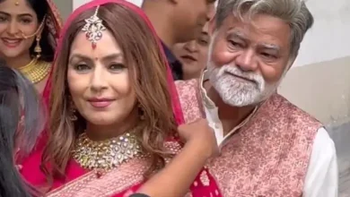 હેડિંગ વાંચીને બે સેકન્ડ માટે તો તમે પણ ચકાઈ ગયા ને? 90ના દાયકાની સુંદર અભિનેત્રી મહિમા ચૌધરી અને એક્ટર સંજય મિશ્રાએ લગ્ન કરી લીધા હોય એવી ચર્ચા સોશિયલ મીડિયા પર વાઈરલ થઈ