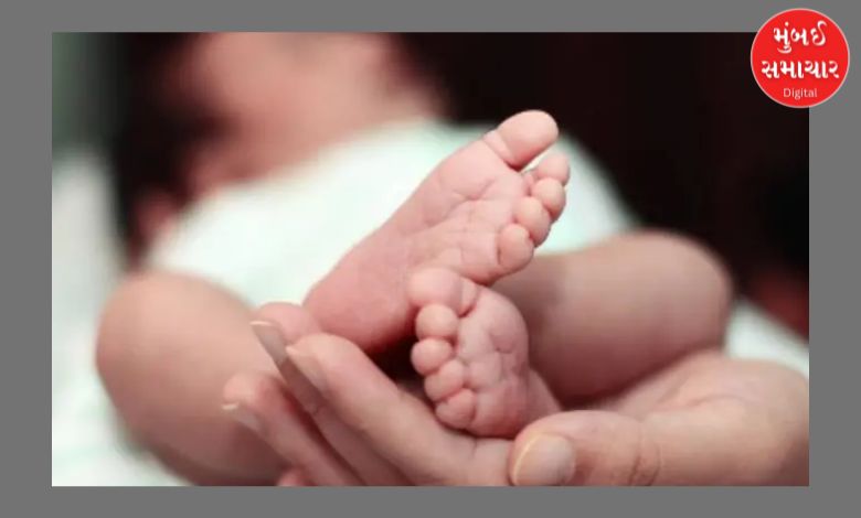 Someone left a newborn baby girl on the balcony of a family's house in Bhuj in the middle of the night!