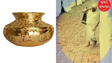Theft at Jain temple in Delhi: Thief flees with gold urn worth Rs 40 lakh, caught on CCTV