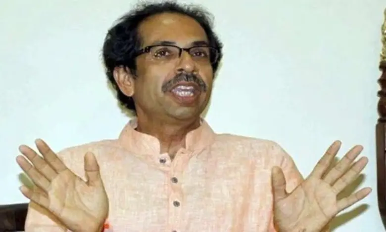 કોરેગાંવ ભીમા હિંસા કેસની તપાસ પંચ દ્વારા ઉદ્ધવ ઠાકરેને ફટકારેલી કારણદર્શાવો નોટિસ દર્શાવતી તસ્વીર.