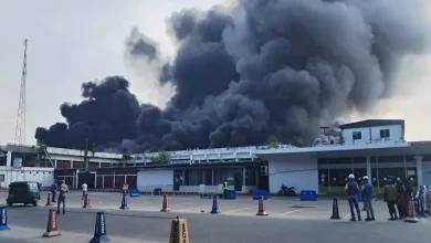 ઢાકા એરપોર્ટ (હઝરત શાહજલાલ ઇન્ટરનેશનલ એરપોર્ટ) પર કાર્ગો ટર્મિનલમાં લાગેલી ભીષણ આગ