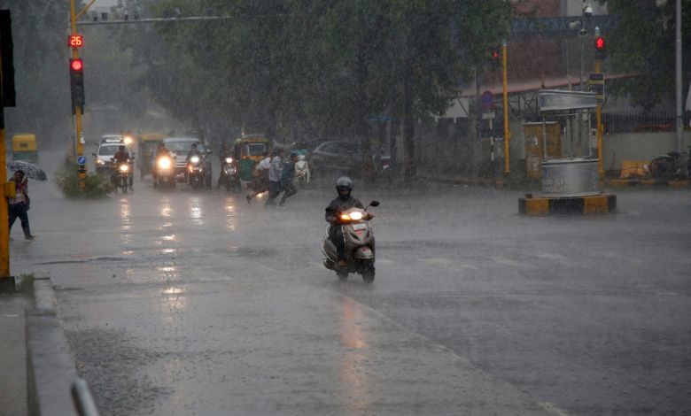 Rain doesn't stop in Gujarat: Cold enough to wear sweaters in Ahmedabad