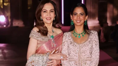 ઈવેન્ટમાં કાંચીવરમ સાડી પહેરી નીતા અંબાણીએ દીકરી ઈશા અંબાણીને પણ પાછળ છોડી, લૂક જોઈને તો...