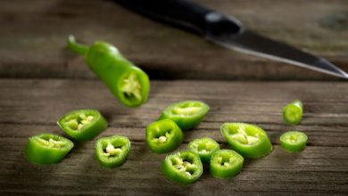 Do you get burning sensation in your hands after chopping green chillies? This is how you will get relief in a pinch...