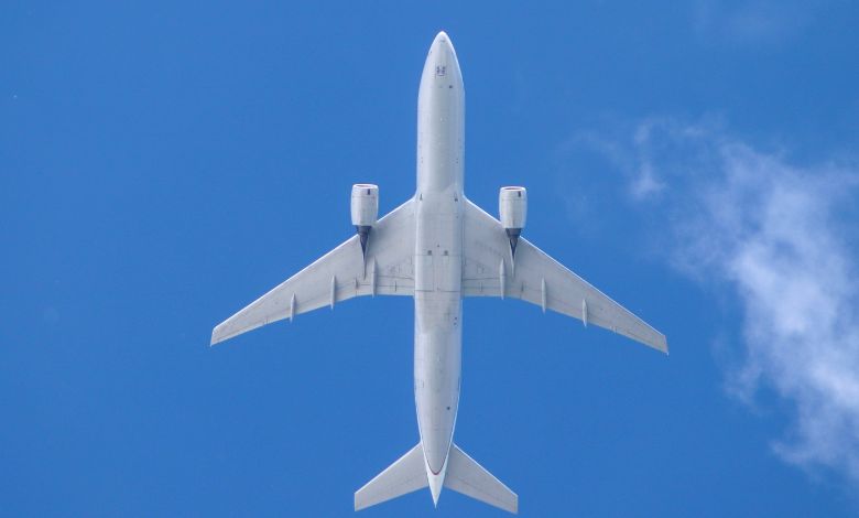 Why are airplanes always white? You will be shocked to know the reason...