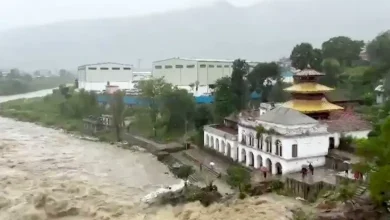 nepal heavy rain threaten landslides kathmandu traffic suspended