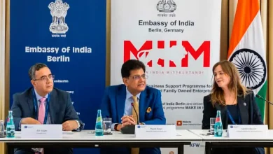 India Commerce Minister Piyush Goyal big statement said India does not enter into trade deals under any pressure