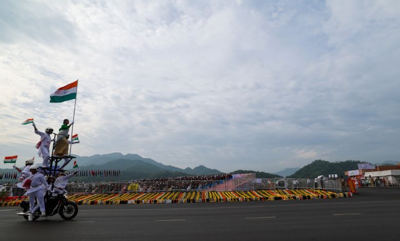 એકતા નગરની પરેડમાં નારીશક્તિનો પરચોઃ મહિલાઓએ વિવિધ દળોની કમાન્ડ સંભાળી