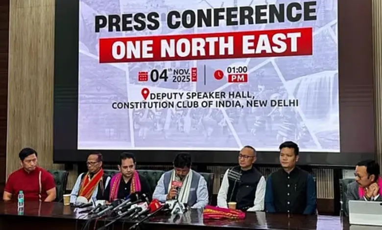 મેઘાલયના મુખ્યમંત્રી અને નેશનલ પીપલ્સ પાર્ટી (NPP)ના પ્રમુખ કોનરાડ સંગમા સહિત પૂર્વોત્તર ભારતના ચાર પ્રાદેશિક પક્ષોના નેતાઓએ આજે એક મોટી રાજકીય જાહેરાત કરી છે. જેનાથી પૂર્વોત્તર રાજકારણમાં નવો વળાંક આવ્યો છે. પૂર્વોત્તરના પ્રદેશોના મુખ્ય