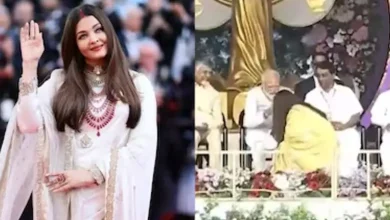 બોલીવૂડ એક્ટ્રેસ અને વિશ્વ સુંદરી ઐશ્વર્યા રાય-બચ્ચન આજે આંધ્રપ્રદેશના પુટ્ટપર્થીમાં દિવંગત અધ્યાત્મિક ગુરુ શ્રી સત્ય સાઈ બાબાના જન્મ શતાબ્દી સમારોહમાં સામેલ