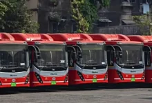 બૃહનમુંબઈ ઈલેક્ટ્રિક સપ્લાય એન્ડ ટ્રાન્સપોર્ટ (બેસ્ટ) કર્મચારીઓની લાંબા સમયથી પ્રલંબિત રહેલી પોતાની માગણીઓ તરફ બેસ્ટ પ્રશાસન અને મહાનગરપાલિકા અને રાજ્ય સરકારનું