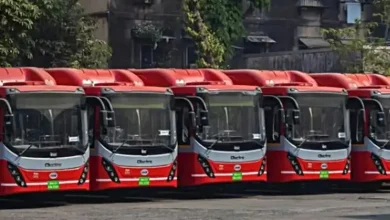 બૃહનમુંબઈ ઈલેક્ટ્રિક સપ્લાય એન્ડ ટ્રાન્સપોર્ટ (બેસ્ટ) કર્મચારીઓની લાંબા સમયથી પ્રલંબિત રહેલી પોતાની માગણીઓ તરફ બેસ્ટ પ્રશાસન અને મહાનગરપાલિકા અને રાજ્ય સરકારનું