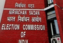 ગુજરાતમાં ચૂંટણી પંચની કામગીરી દરમિયાન તણાવ અને થાકને કારણે બેભાન થયેલા અથવા મૃત્યુ પામેલા BLO શિક્ષકો.