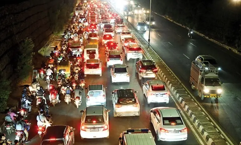 ભરૂચ-દહેજ એક્સપ્રેસ વે પર ટ્રાફિક જામનો દૃશ્ય, વાહનોની લાંબી કતાર
