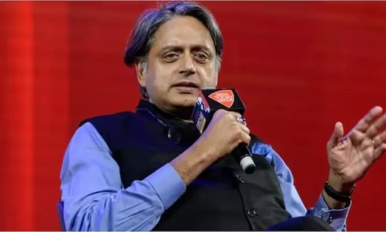 બિહાર વિધાનસભા ચૂંટણીમાં એનડીએ જીત તરફ અગ્રેસર છે. જેમાં અત્યાર સુધીના વલણમાં એનડીએ 207 થી બેઠકો પર આગળ છે. જયારે બીજી તરફ મહાગઠબંધનને મોટો આંચકો