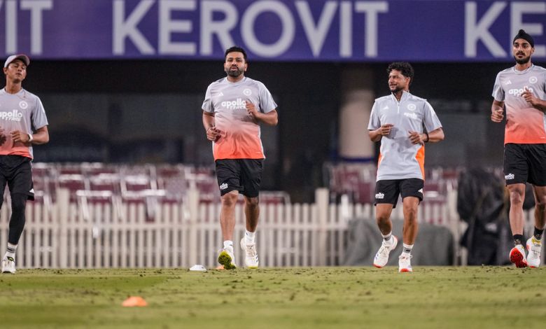 રોહિતને બીસીસીઆઇની સલાહ, ` આક્રમક બૅટિંગ કરતો રહેજે અને આ એક વાત તો ધ્યાનમાં લેતો જ નહીં' ક્રિકેટ બોર્ડે વિરાટ-રોહિતના ભાવિ પર બોલાવી મીટિંગઃ મહત્ત્વની યોજના પર થશે વિચારણા