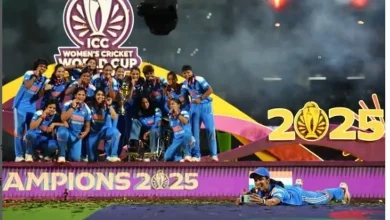 વર્લ્ડ કપ વિજેતા ભારતીય મહિલા ક્રિકેટ ટીમને સુરતી ઉદ્યોગપતિ તરફથી હીરાજડિત ઘરેણાં અને સોલાર પેનલ ભેટમાં મળ્યા.