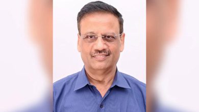 નિવૃત અધિકારીને પદ પર ચાલુ રાખવા સામે સુધરાઈના ઉચ્ચ અધિકારીઓમાં અસંતોષ