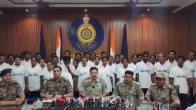 છત્તીસગઢના દંતેવાડામાં 37 નક્સલીઓએ આત્મસમર્પણ કર્યું, 27 પર હતા રૂપિયા 65 લાખના ઇનામ