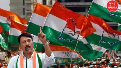 ગુજરાત કોંગ્રેસના નેતાઓ અમિત ચાવડા અને મુકુલ વાસનિક ધાર્મિક સ્થળે જન આક્રોશ યાત્રાનો પ્રારંભ કરાવે છે.