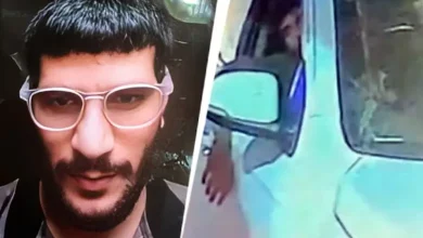 દિલ્હી બ્લાસ્ટના મુખ્ય આરોપીની ઓળખ કરવામાં તપાસ એજન્સીઓ ખુબ જ નજીક છે. જેમાં બ્લાસ્ટ બાદ એક નામ પ્રકાશમાં આવ્યું હતું તે નામ ડો. ઉમરનું છે. જે