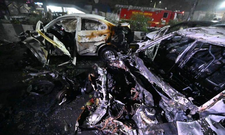 દિલ્લી કાર બ્લાસ્ટ એટલો ભયાનક કે મોટા ભાગના મૃતકોની ઓળખ પણ અશક્ય, કેટલા ઓળખાયા ?