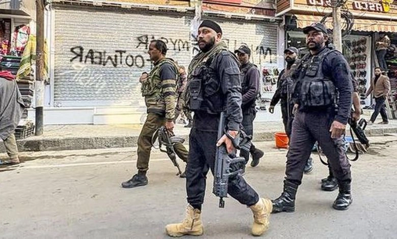 દિલ્હી બ્લાસ્ટ કેસની તપાસ તેજ , પઠાણકોટથી ડો. ઉમરના સંપર્કમાં રહેલા ડોકટર રઈસની ધરપકડ