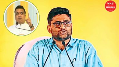 ગોપાલ ઇટાલિયા હર્ષ સંઘવી પર ખુલાસો કરી રહ્યા છે