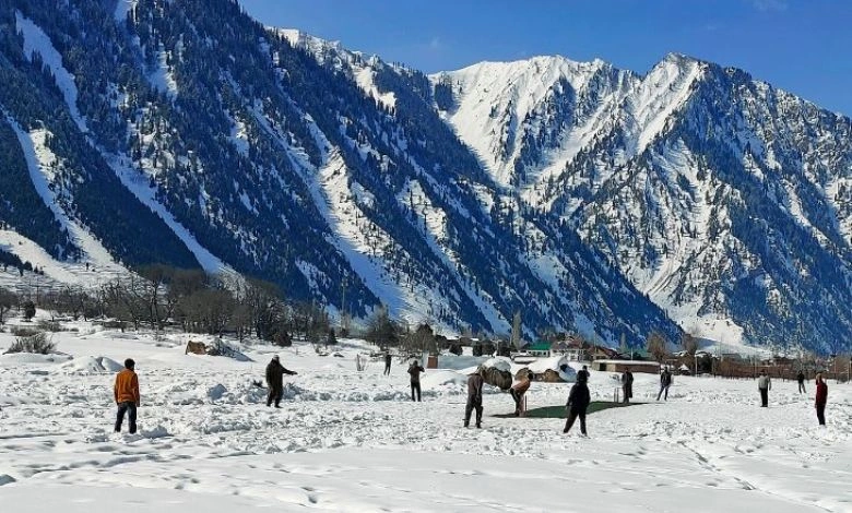 હિમાચલ અને જમ્મુ કાશ્મીરમાં ઠંડીનો ચમકારો, ઝારખંડ અને પશ્ચિમ બંગાળના શીત લહેરની આગાહી