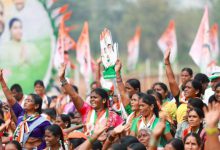 2014માં કૉંગ્રેસ કેવી રીતે હારી? પૂર્વ કૉંગ્રેસી સાંસદે આપ્યું ચોંકાવનારું કારણ નવી દિલ્હી: છેલ્લી ત્રણ ટર્મથી કૉંગ્રેસ કેન્દ્રમાં પોતાની સરકાર બનાવવાનું સપનું જોઈ રહી છે. પરંતુ તેને સતત નિષ્ફળતા હાથ લાગી રહી છે. આ નિષ્ફળતાની શરૂઆત 2014ની લોકસભાની ચૂંટણીથી થઈ હતી. જોકે, હવે 11 વર્ષ બાદ કૉંગ્રેસના ભૂતપૂર્વ રાજ્યસભા સાંસદ કુમાર કેતકરે 2014ની લોકસભાની ચૂંટણીને લઈને એક મોટો અને સનસનાટીપૂર્ણ દાવો કર્યો છે.